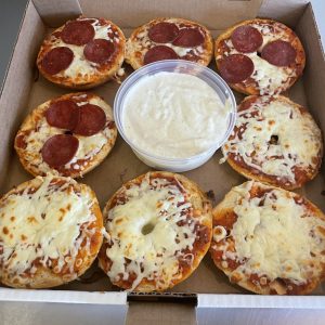 Party Cheese Pizza Bagels 8/Box